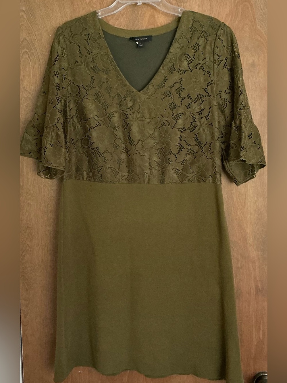 Ann Taylor Women Olive Lace Ruffle Cuff Sweater Dress Large Green Knit